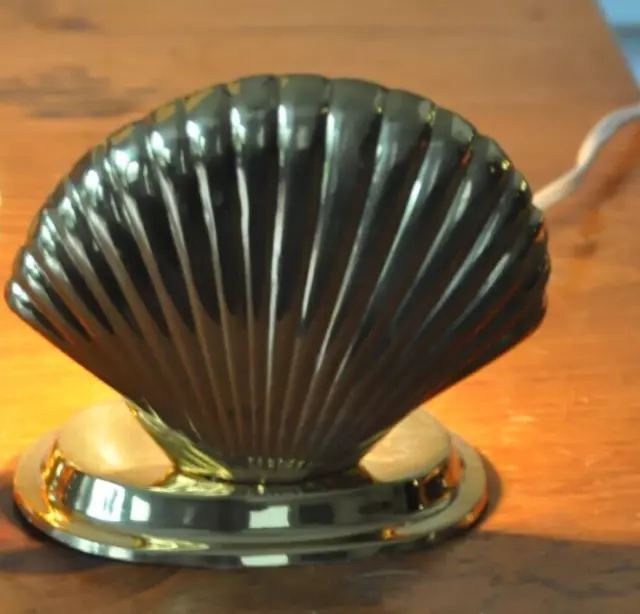 Vintage Clam Shell Brass TV Light Lamp Art Deco MCM 5" High
