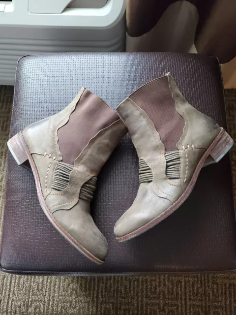 Anthropologie Leather Moto Boots Everybody by BZ Moda US 8 or 39