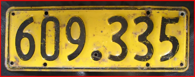 Vintage New Zealand License or Registration plate for a car 1961-1966