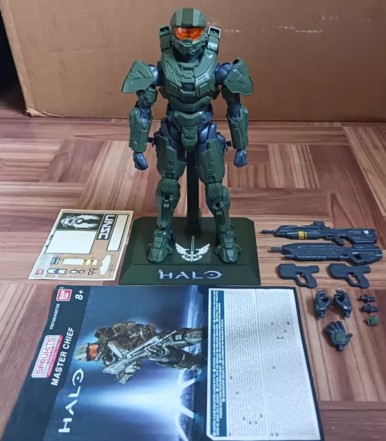 2014 BANDAI Sprukits Halo Master Chief Level 3 Model Kit Assembled-retired