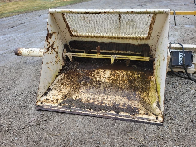 Erosion sock bucket, silt sock bucket skid auger bucket