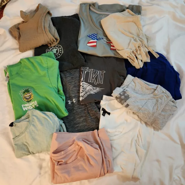 Lot Of 12 Womens Tops Size M - Under Armour, Banana Republic...