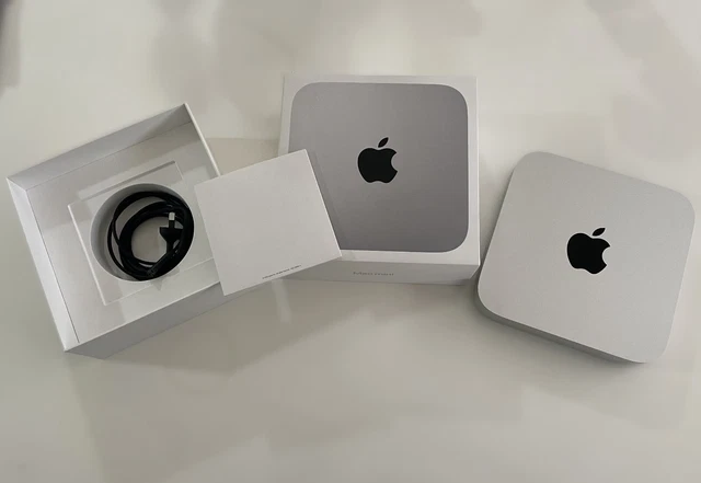 Apple Mac Mini (256GB SSD, M2, 8GB, Gigabit Ethernet) Silver - MMFJ3X/A Apple Mac Mini (256GB SSD, M2, 8GB, Gigabit Ethernet) Silver - MMFJ3X/A