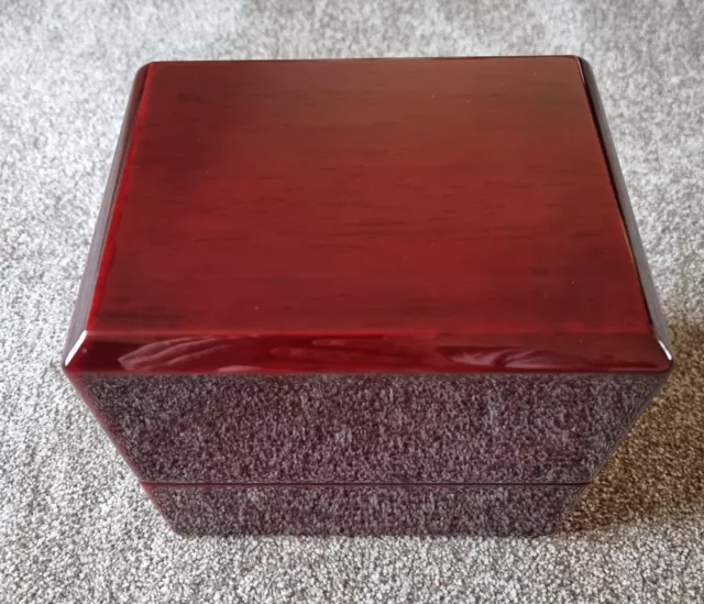 Chisholm hunter online watch winder