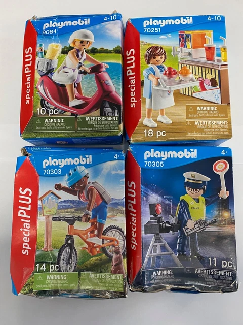 Lot De 4 Assiettes Playmobil Bleu/or Avec Couverts Et Plateau - Thème Ville, Pièces Détachées Occasion, Origine Allemagne
