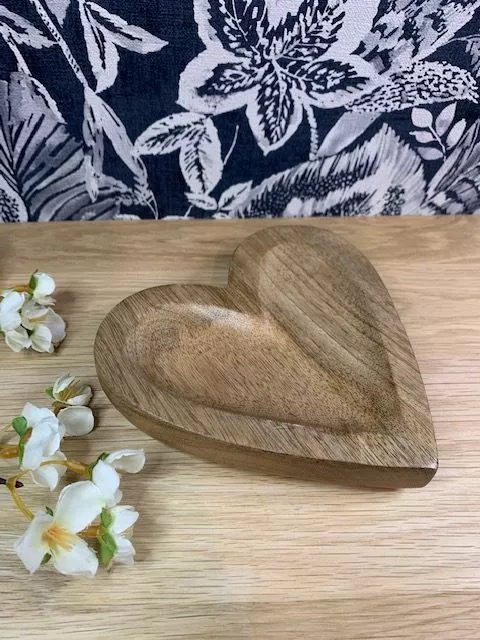 Small wooden Carved Valentine Heart shaped bowl 15cm Home Decor