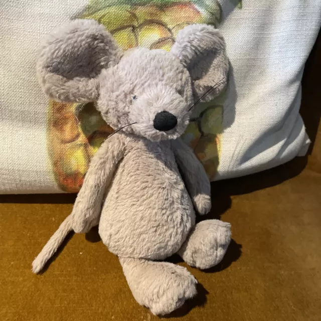 Bashful mouse best sale