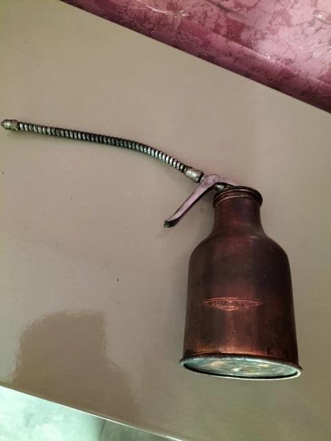 Burette d'huile ancienne pour machine outil  (Fonctionne). 3