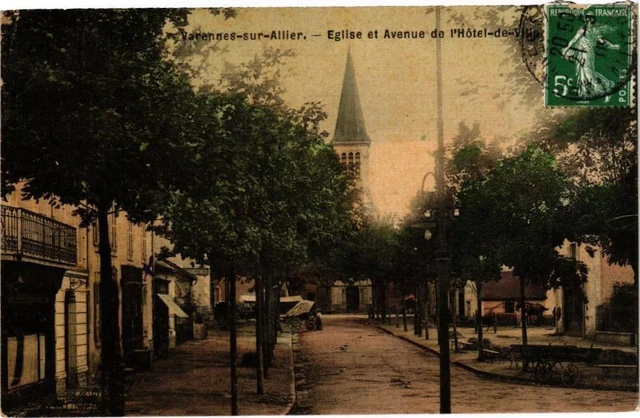 CPA VARENNES-sur-ALLIER - Church and Avenue de l'Hotel de Ville (262843)