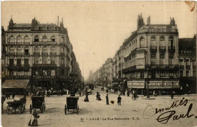 CPA Nord LILLE La Rue Nationale (983929)