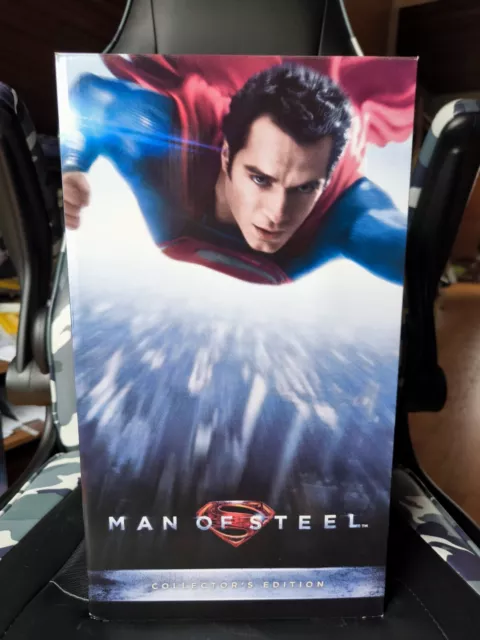 Man of Steel Collector`s Edition Bluray 2D + 3D Steelbook Box Superman Figur