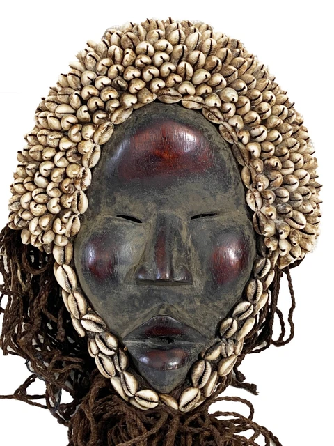 Superb Dan Mask Deangle Cowry Shells 20" H 2
