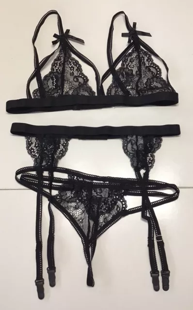 Black Lace Three Piece Underwear Set. Bra,Thong & Garter Belt. Sexy Lingerie