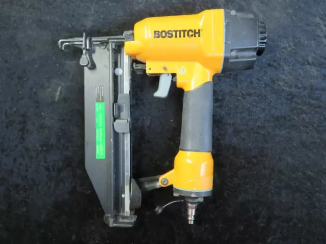 Bostitch Model SB-1664FN 16-Gauge 1 in. - 2 1/2 in. Straight Finish Nail Gun