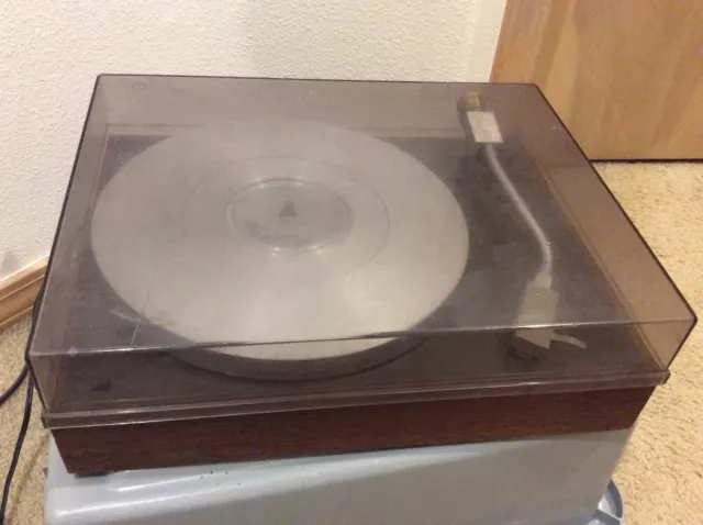 ACOUSTIC RESEARCH AR XA TURNTABLE For Parts or Repair