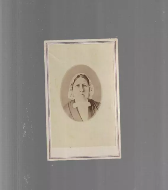OLD CDV REAL PHOTO  OLDER WOMAN w Bonnet 1860s CIVIL WAR TAX STAMP Binghamton NY