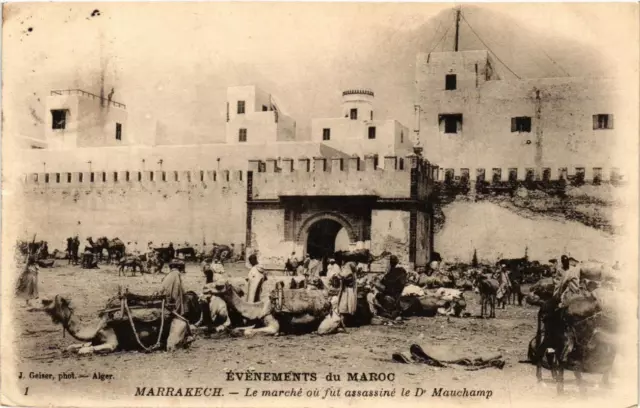 CPA AK Geiser MARRAKECH Le marche ou fut assassine MAROC (757973)