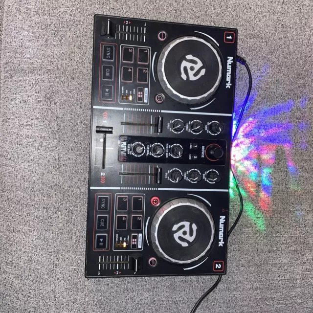 Numark Party Mix USB DJ Console