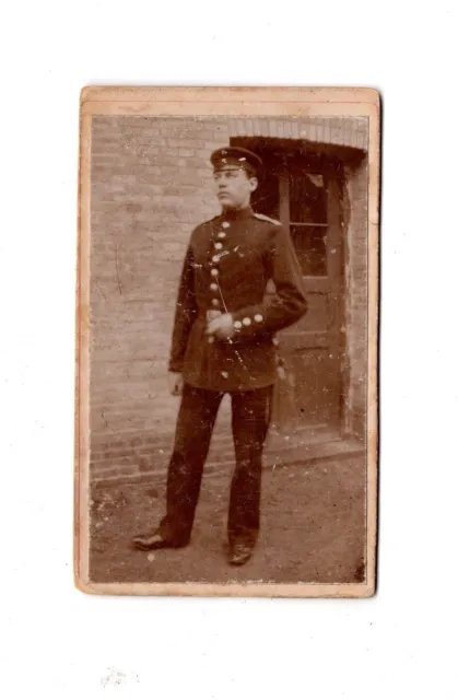 CDV Foto Soldat - um 1900