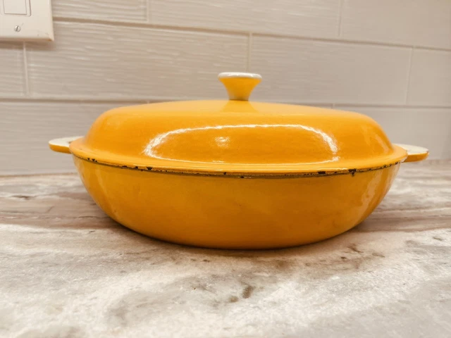 VTG Descoware Enameled Cast Iron Covered Casserole  3 1/2 QT RC-30 Yellow 12"