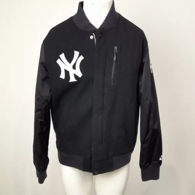 Nike New York Yankees Jacket Medium Mens Black Nylon -WRDC