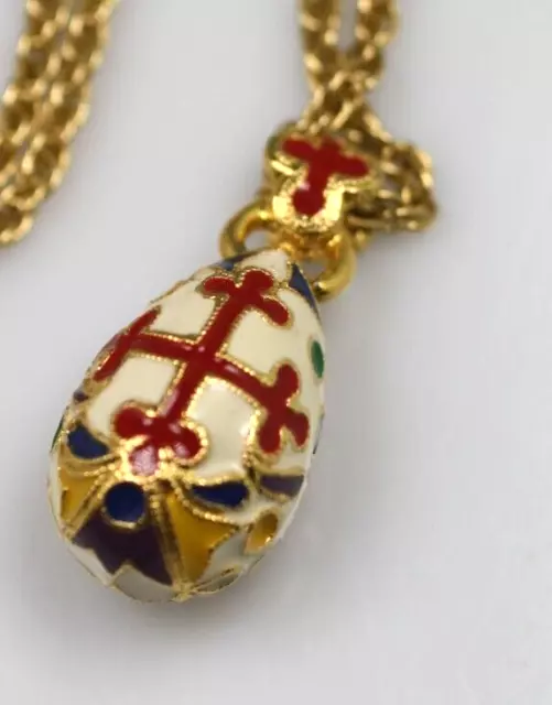 Vintage Joan Rivers red white enamel egg pendant gold tone chain necklace 30"