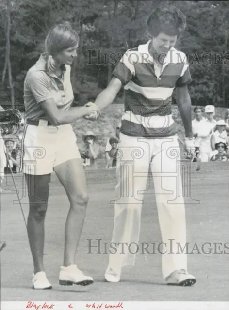 1977 Press Photo Golfers Kathy Whitworth & Jane Blalock at Forsgate Country Club