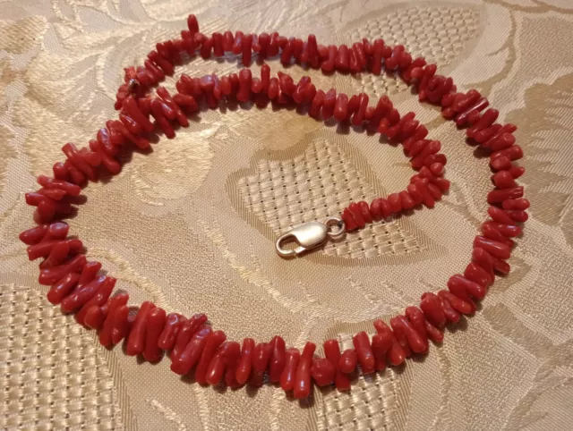 Collana per Donna in Corallo Rosso VERO e Oro 18 kt da 750 di pietra naturale a