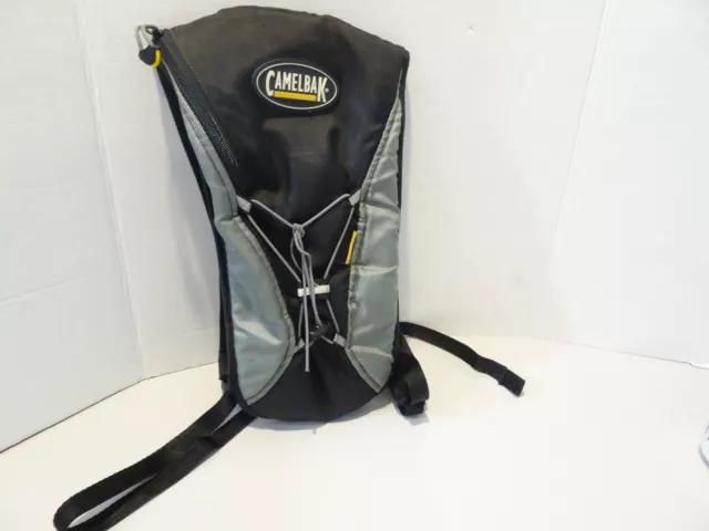 CamelBak Hydration Pack No Vejiga Gris Plata Amarillo Clásico