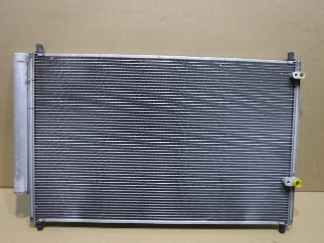 TOYOTA Premio 2008 DBA-ZRT265 Condensatore [usato] [PA13944724]