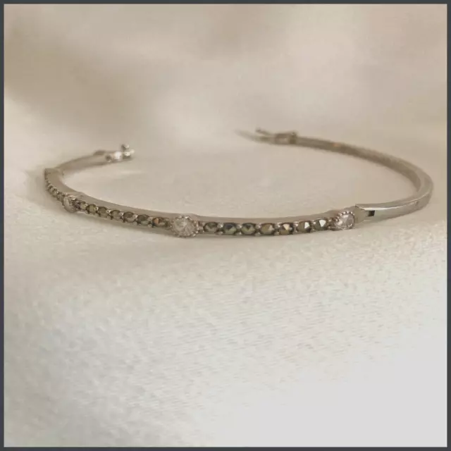 Elegant JUDITH JACK Sterling Silver Oval Bangle w/ Swarovski Marcasite Crystals.