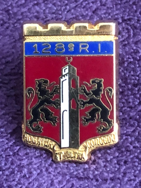 ORIGINAL- ANCIEN ECU BLASON pour insigne CUIRASSE GENDARMERIE Auvergne