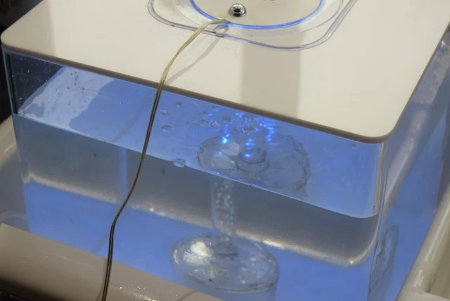 BiOrb CUBE 30 Complete Aquarium Fish Tank MCR LED White Used Working CIRENCESTER 4