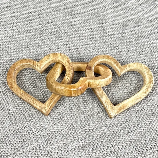 Wooden Love Heart Ornament Chain Knot Nordic Scandi Home Decor Accessories Gift
