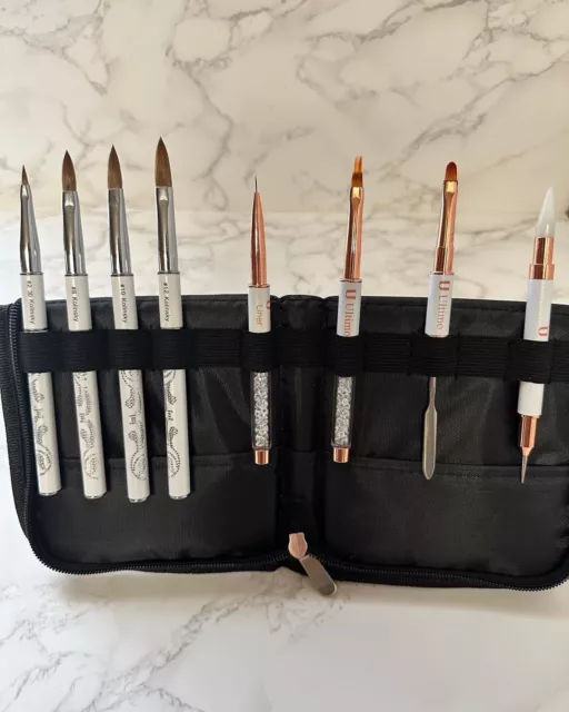 Set Pinceles ultimo con Porta Pincel ÚLTIMO
