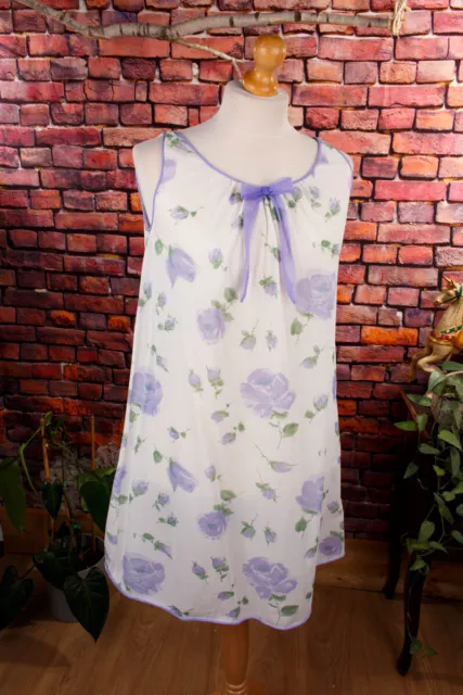 Vintage orig 70er Nachtkleid NYLON Nachthemd lila Blumen Rockabella M L