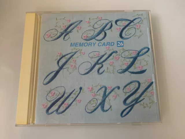 Tarjeta de memoria bordada Janome 26 letras escritura floral A-Z 1995
