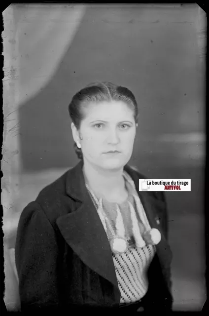 Femme, portrait, Plaque verre photo ancienne, négatif noir & blanc 10x15 cm