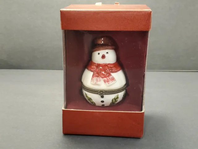 Villeroy & Boch Snowman Red Scarf Porcelain Trinket Box Hinged Hand Painted