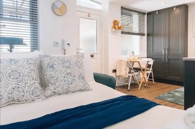 holiday accommodation Brighton Short Break Gift Present Get Away Holiday Rental holiday accommodation Brighton Short Break Gift Present Get Away Holiday Rental