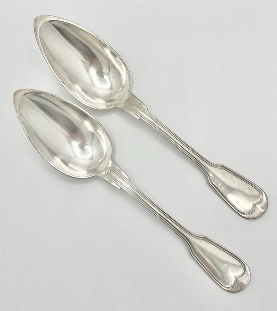 CHRISTOFLE : 12 cuillères à soupe en métal argenté modèle coquille