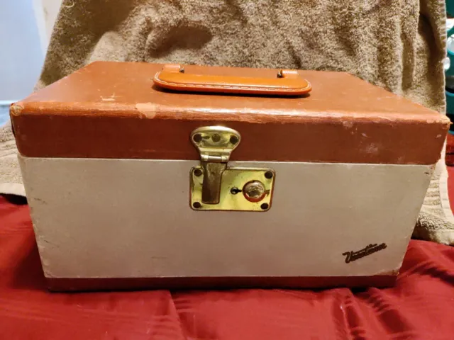 Vintage 1940’s Vacationer Overnight Train case Luggage Suitcase Handle Brown Bge