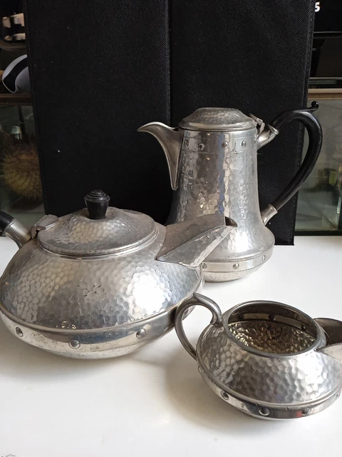 Service à café/thé en étain et porcelaine - 15 pces | Kaufen auf Service à café/thé en étain et porcelaine - 15 pces | Kaufen auf