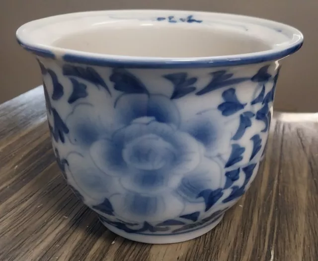 vintage Chinese Blue and White Jardiniere Planter Porcelain Pot Lotus Flower