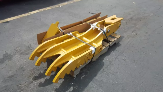 New 18" x 60" Heavy Duty Hydraulic Thumb for Backhoes