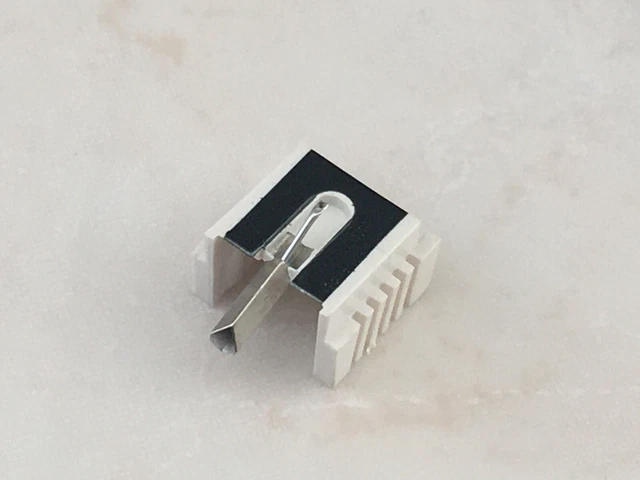 Aiguille Diamant Universelle SHARP STY 102/550/555 Pour Platine Vinyle - Neuve