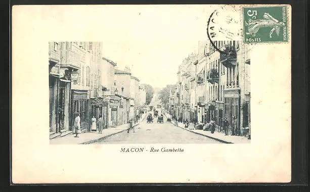 CPA Macon, Rue Gambetta, vue de la rue