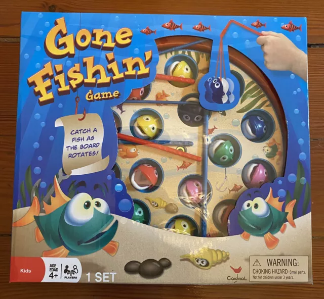 Games 6054916 Baby Shark Gone Fishing Game, Multi Colour 