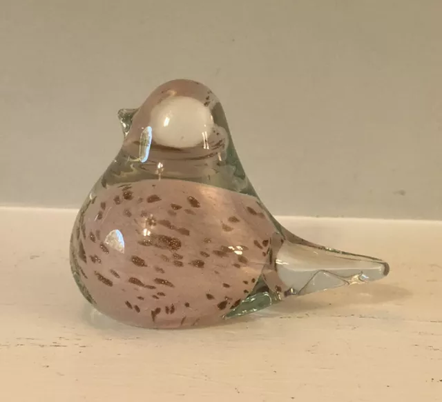 Vintage  Art Glass Pink 4” Bird Speckled Confetti Figurine Paperweight