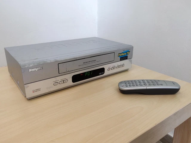 Magnétoscope Philips VR550 – VHS PAL SECAM – Avec Télécommande – Bon état Fonctionnel